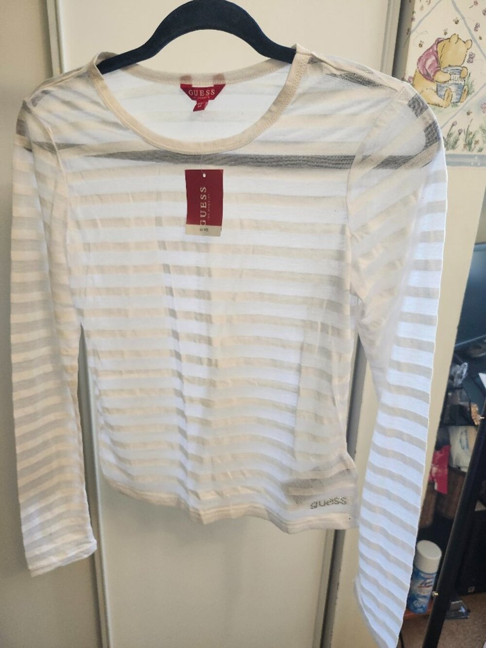 GUESS TOP WHITE WITH RINESTONE  SIZE M